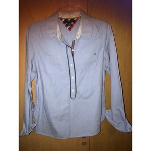 Tommy Hilfiger Henley top with collar. Size M